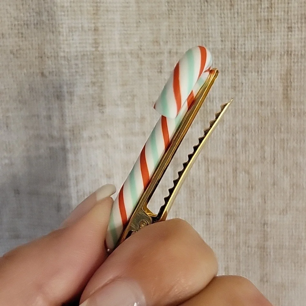 Candy Cane Hair Clips - Picture 3 of 4